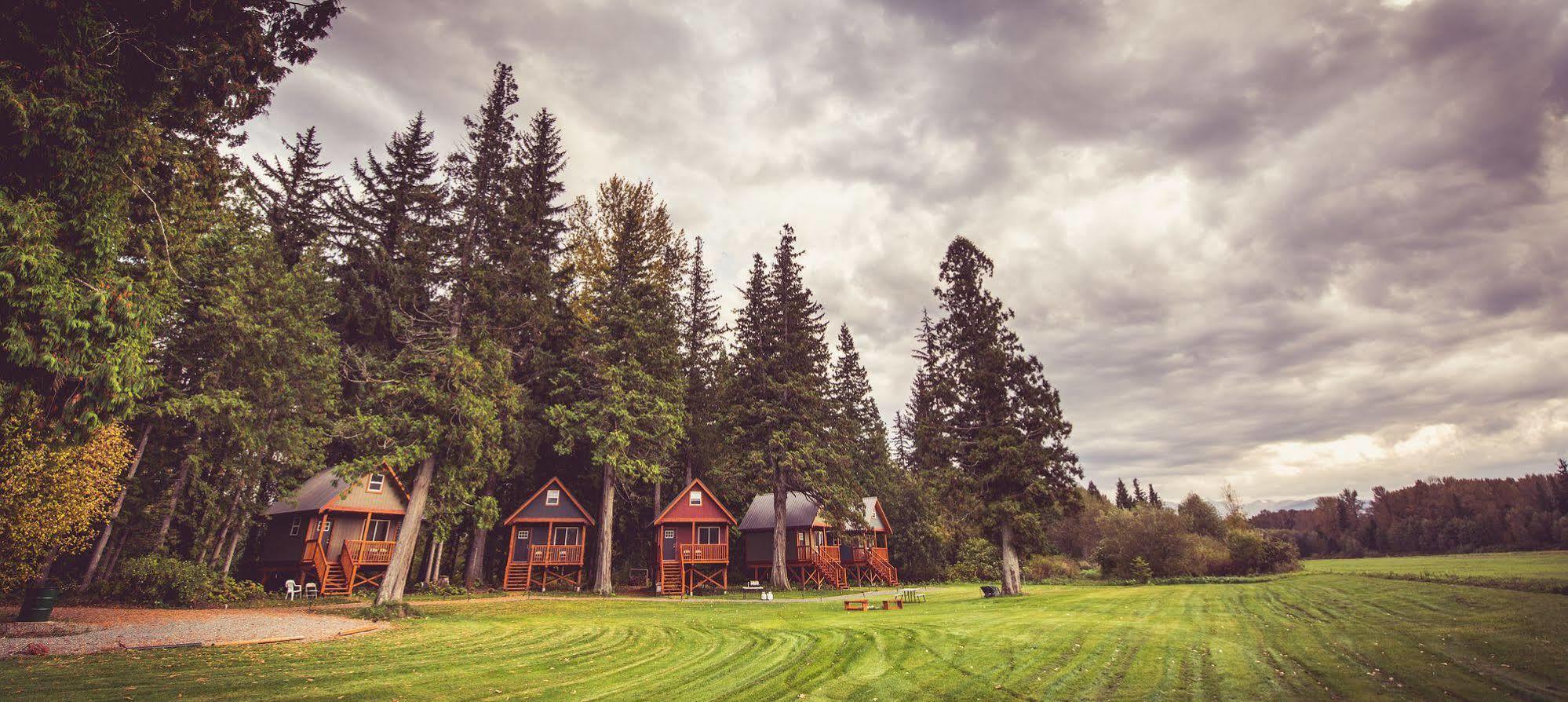 Hidden Acres Farm And Treehouse Resort Тірейс Екстер'єр фото